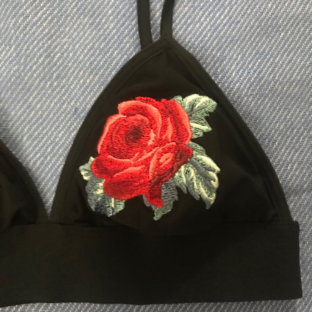 VS PINK unlined bralette - Picture 4 of 5
